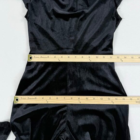 Mod Cloth Women's Shine With Me Velvet Jumpsuit XS Black Flutter Sleeve - Picture 15 of 16
